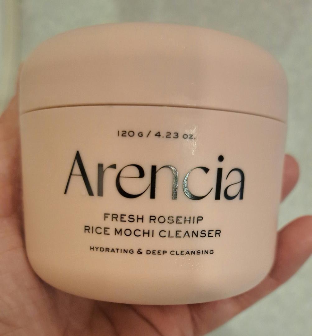 Gel de Limpeza Facial Fresh Rosehip Rice Mochi da ARENCIA