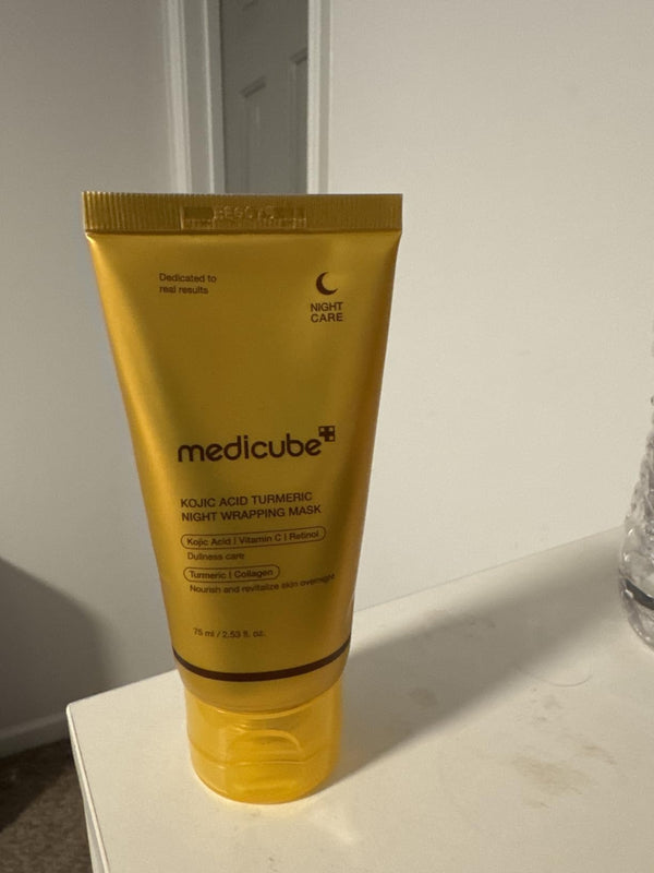 Tumeric overrnight wrapping peel off mask by MEDICUBE